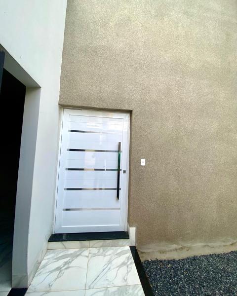 WhatsApp Image 2025-04-04 at 12